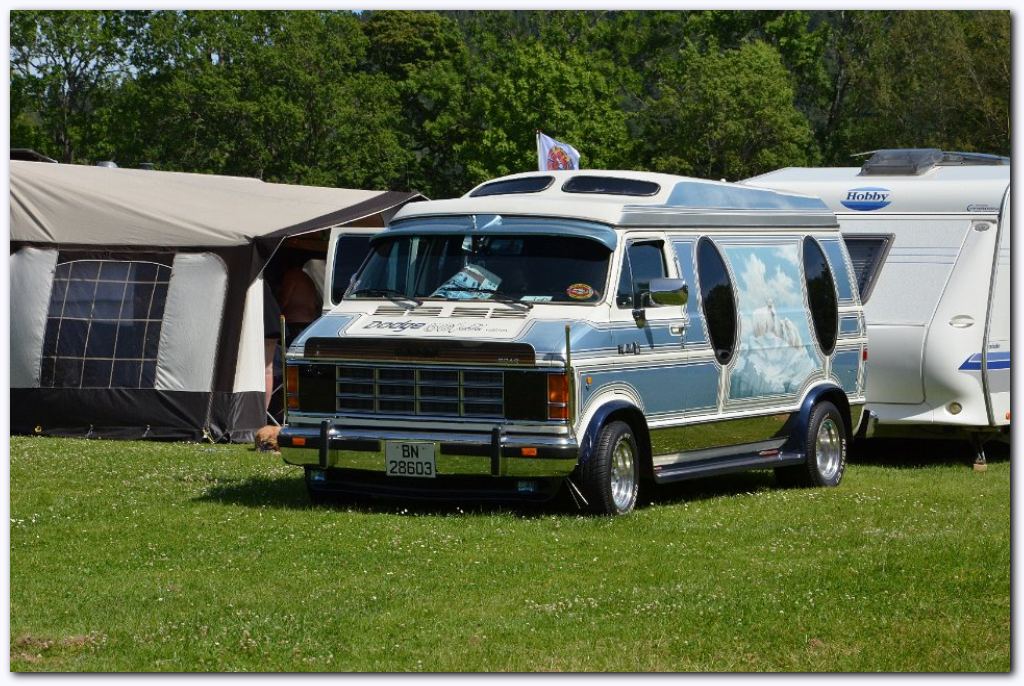 1000x661 pixels (159K)