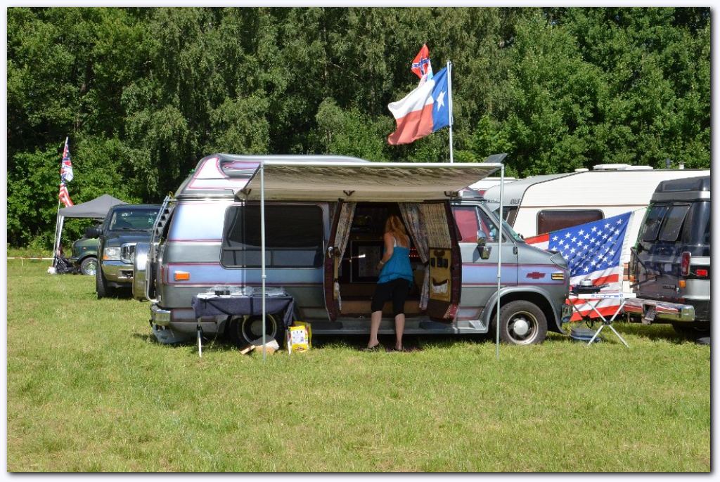 1000x661 pixels (184K)