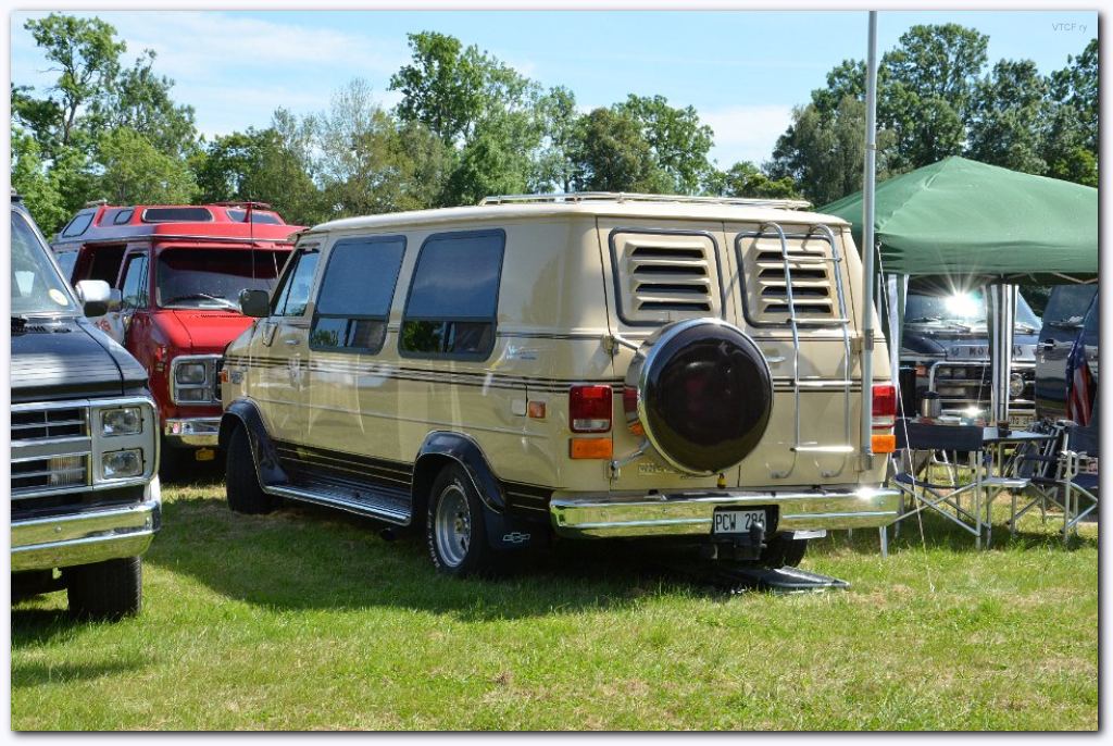 1000x661 pixels (165K)