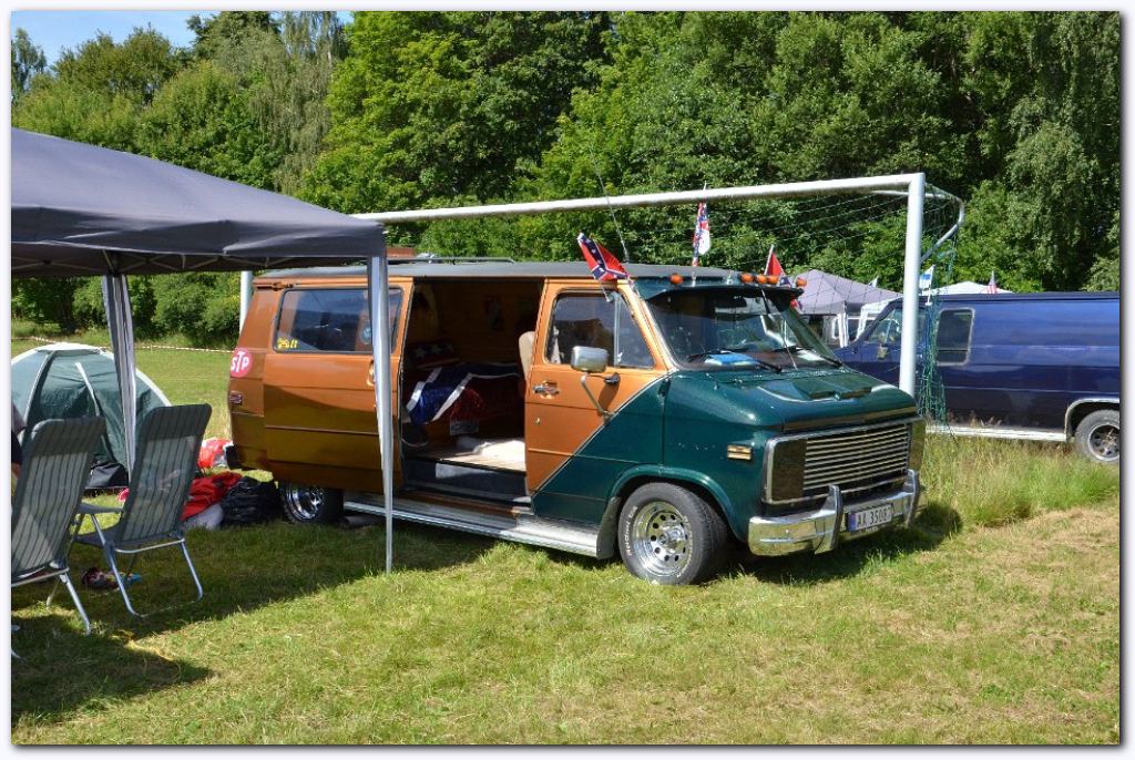 1000x661 pixels (184K)