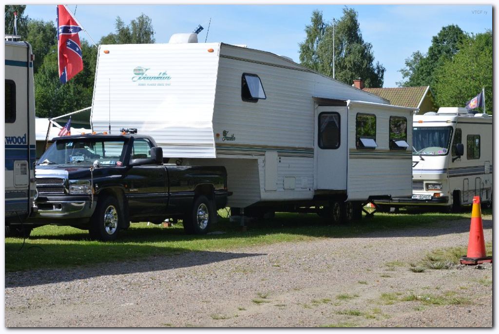 1000x661 pixels (136K)