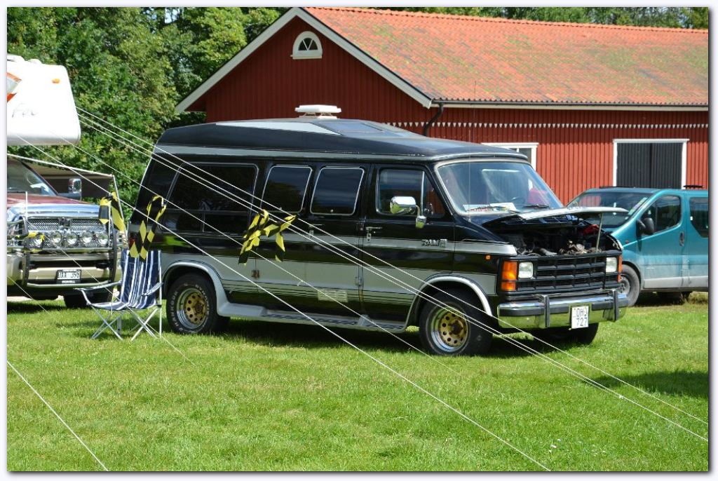 1000x661 pixels (173K)