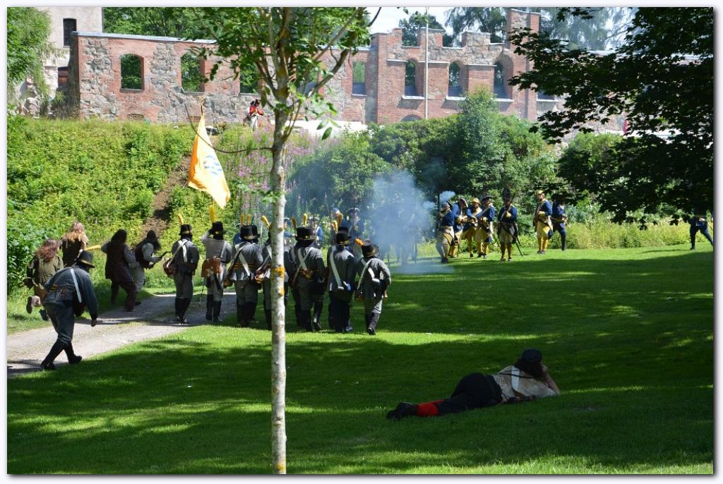 1000x661 pixels (171K)