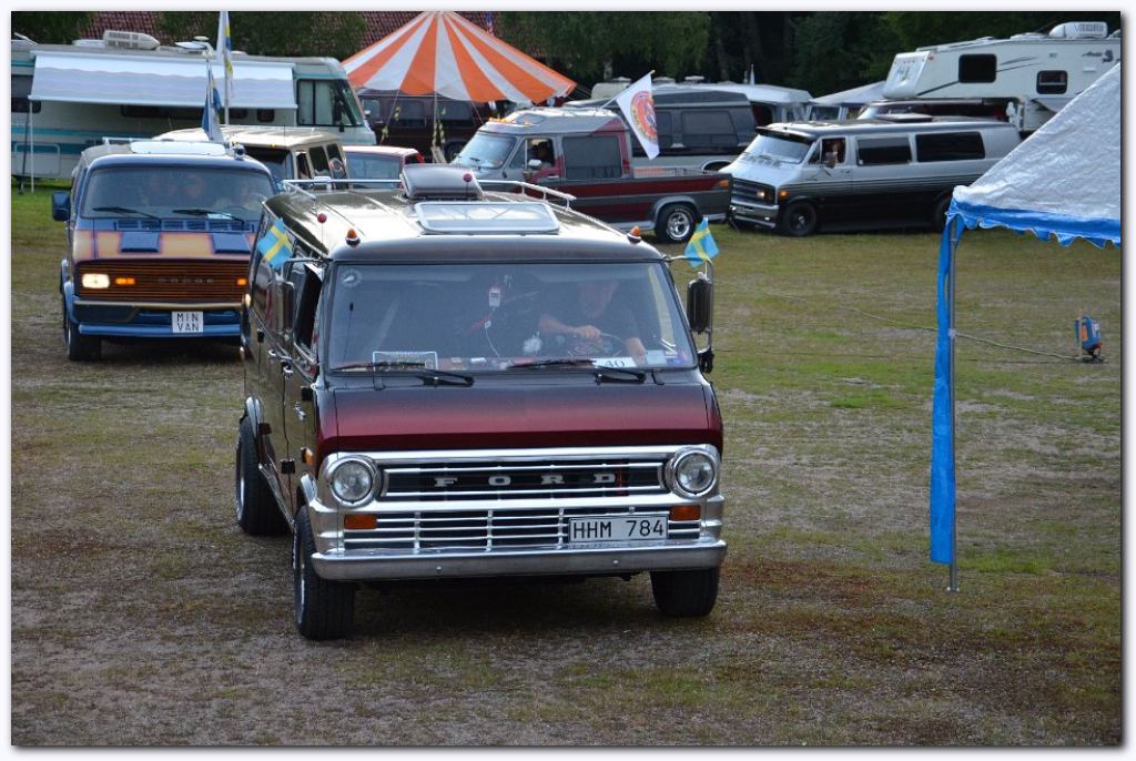 1000x661 pixels (141K)