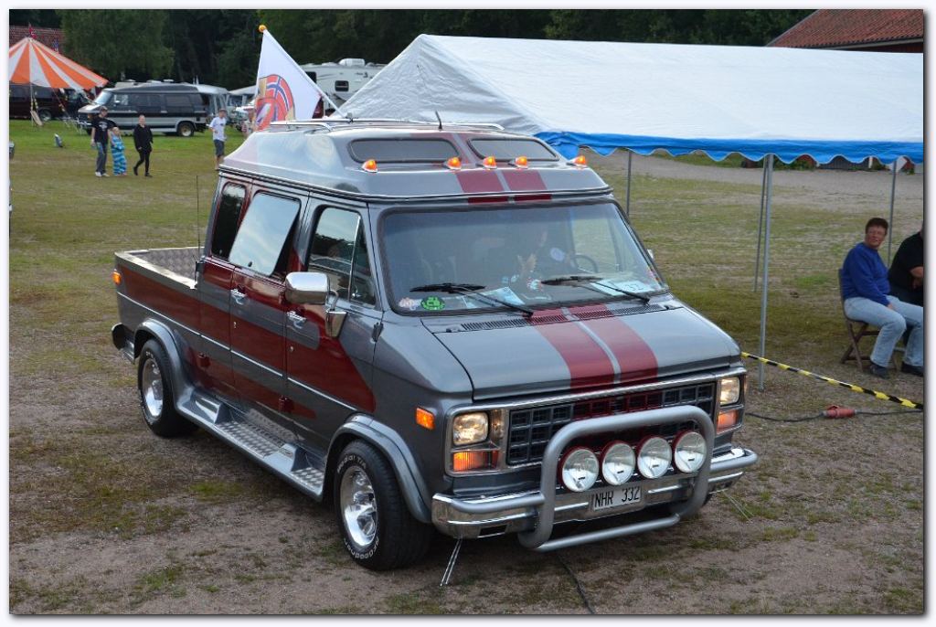 1000x661 pixels (133K)