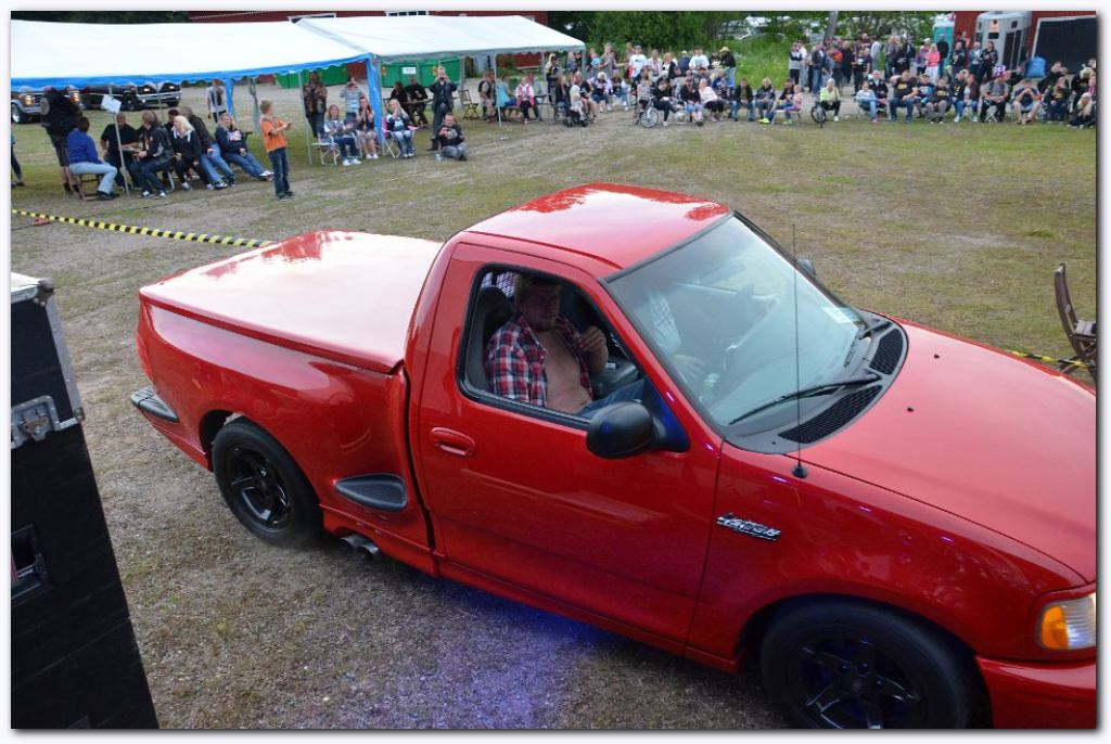 1000x661 pixels (126K)