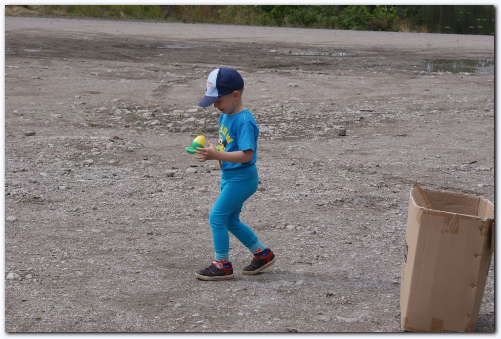 1000x668 pixels (132K)