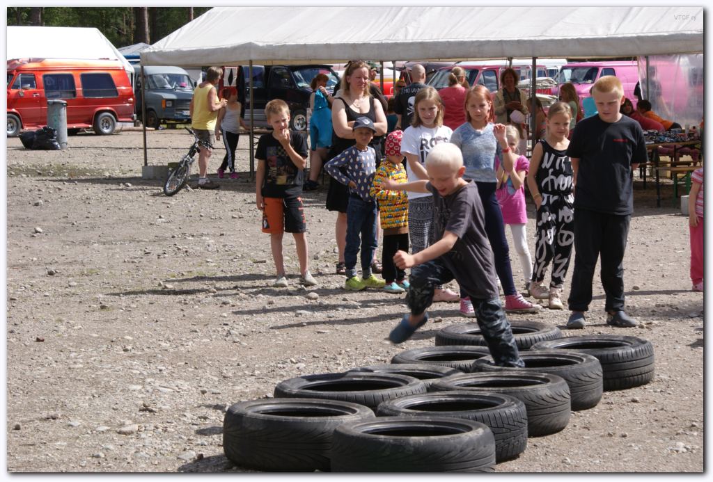 1000x668 pixels (159K)